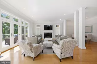 641 Honeysuckle Ln, Severna Park, MD 21146 - Photo 10