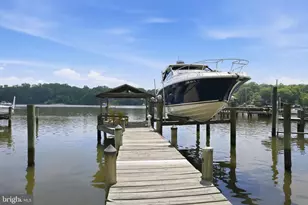 641 Honeysuckle Ln, Severna Park, MD 21146 - Photo 50