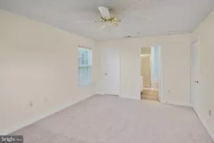 619 Admiral Dr, Annapolis, MD 21401 - Photo 14