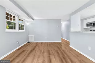 696 Southern Hills Dr, Arnold, MD 21012 - Photo 12
