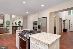 1499 Westcliff Dr, Pasadena, MD 21122 - Photo 10