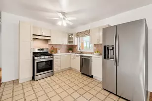 306 Regency Cir, Linthicum Heights, MD 21090 - Photo 18