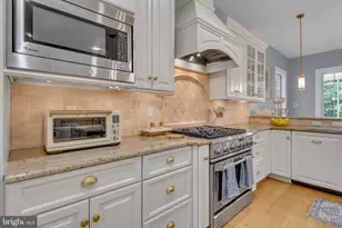 1011 St Anne Ln, Millersville, MD 21108 - Photo 8