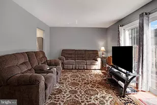 1853 Foxdale Ct, Crofton, MD 21114 - Photo 8