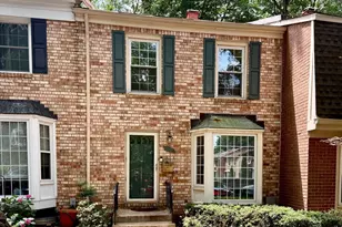 1686 Albermarle Dr, Crofton, MD 21114 - Photo 2