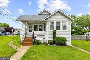 40 Hampton Rd, Linthicum Heights, MD 21090 - Photo 2