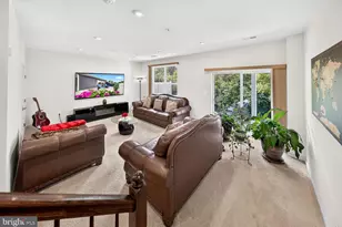 1350 Hawk Hollow Dr, Crofton, MD 21114 - Photo 14