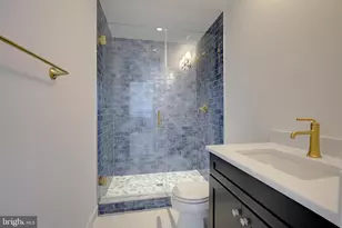 48A E Lake Dr, Annapolis, MD 21403 - Photo 20