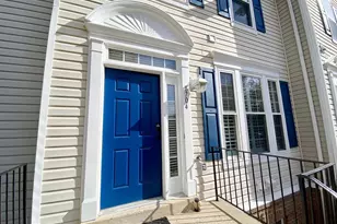 8704 Aspen Grove Ct, Odenton, MD 21113 - Photo 4