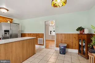 7685 Midway Ave, Pasadena, MD 21122 - Photo 10