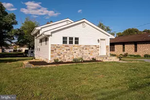 1952 Forest Dr, Annapolis, MD 21401 - Photo 2