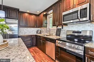 8327 Sail Ct, Pasadena, MD 21122 - Photo 14