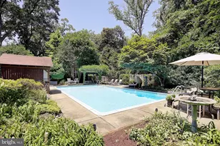 1169 Latrobe Dr, Annapolis, MD 21409 - Photo 4
