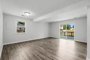 369 Volley Ct, Arnold, MD 21012 - Photo 12