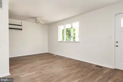 17 Lincoln Avenue, Glen Burnie, MD 21061 - Photo 8