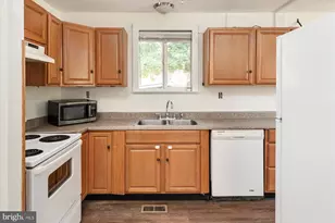 17 Lincoln Ave, Glen Burnie, MD 21061 - Photo 14