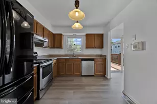 482 Watson Ct, Millersville, MD 21108 - Photo 6