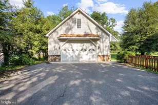 587 A St, Pasadena, MD 21122 - Photo 26