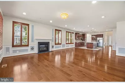 7976 Meridian Drive, Pasadena, MD 21122 - Photo 4