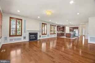 7976 Meridian Dr, Pasadena, MD 21122 - Photo 4