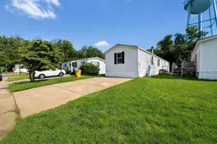 114 Berts Dr, Lothian, MD 20711 - Photo 22