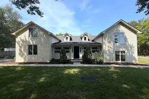 423 Shetlands Ln, Glen Burnie, MD 21061 - Photo 1