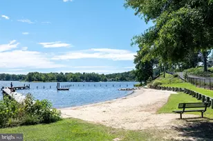 2033 Shore Dr, Edgewater, MD 21037 - Photo 8