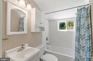 10 N Meadow Dr, Glen Burnie, MD 21060 - Photo 18