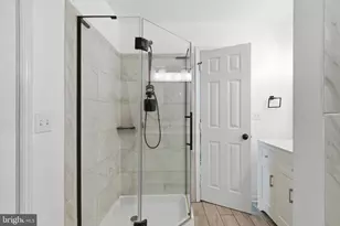 2435 Lizbec Ct, Crofton, MD 21114 - Photo 26
