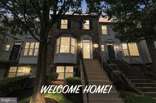 2435 Lizbec Ct, Crofton, MD 21114 - Photo 2
