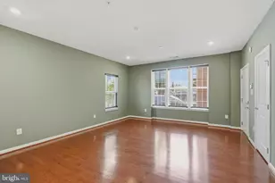 8021 Orchard Grove Rd, Odenton, MD 21113 - Photo 4