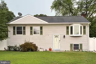 763 216th St, Pasadena, MD 21122 - Photo 2
