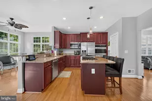 8014 Safe Harbor Court, Glen Burnie, MD 21060 - Photo 14