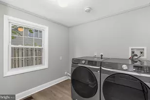 7009 Dover Ave, North Beach, MD 20714 - Photo 6