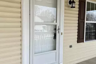 7772 Old House Rd, Pasadena, MD 21122 - Photo 2