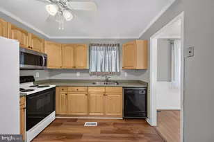 6584 Brentwood Rd, Linthicum Heights, MD 21090 - Photo 10