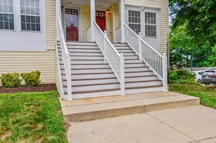 1703 Fallowfield Ct, Crofton, MD 21114 - Photo 2