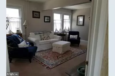 20 Locust Avenue #B, Annapolis, MD 21401 - Photo 2