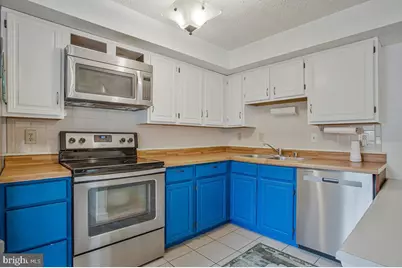 8061 Croydon Way, Pasadena, MD 21122 - Photo 14