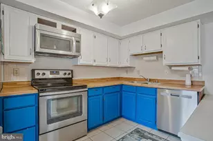 8061 Croydon Way, Pasadena, MD 21122 - Photo 14