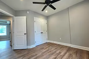 121 Bishop Ave, Baltimore, MD 21225 - Photo 12