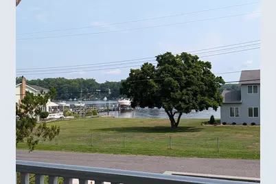 208 Edgewater Drive, Edgewater, MD 21037 - Photo 2