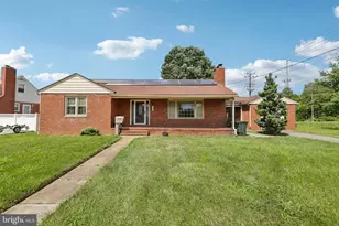 916 Lynvue Rd, Linthicum Heights, MD 21090 - Photo 1
