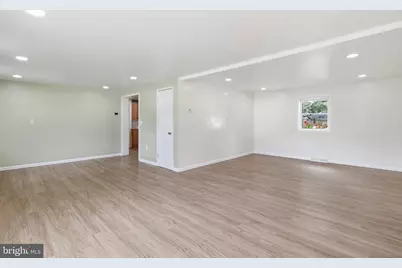 550 Sunset Knoll Road, Pasadena, MD 21122 - Photo 12