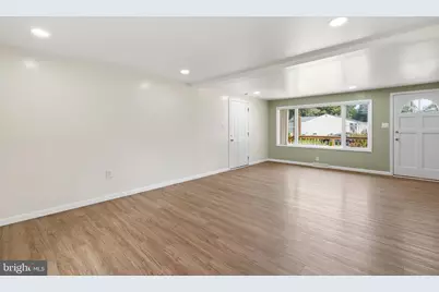 550 Sunset Knoll Road, Pasadena, MD 21122 - Photo 8