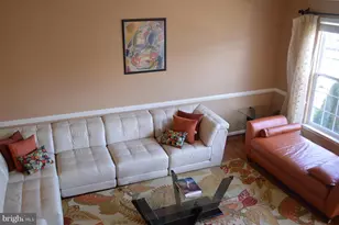 2833 Settlers View Dr, Odenton, MD 21113 - Photo 2