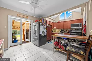 214 Chelsea Rd, Pasadena, MD 21122 - Photo 8