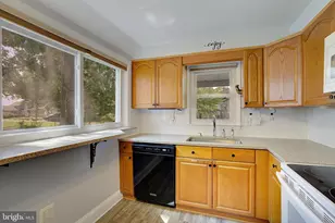 5703 Great Oak Pkwy, Churchton, MD 20733 - Photo 20