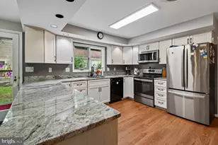 3303 Pocahontas Dr, Edgewater, MD 21037 - Photo 8