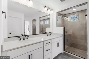 5728 Howard Dr, Glen Burnie, MD 21061 - Photo 38